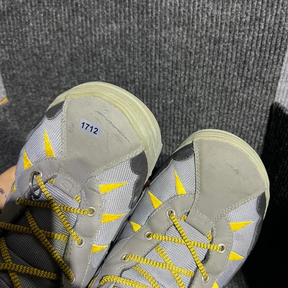 Vintage Burton Moto Snowboard Boots Mens 12 Grey Yellow Lace Up Winter Sport